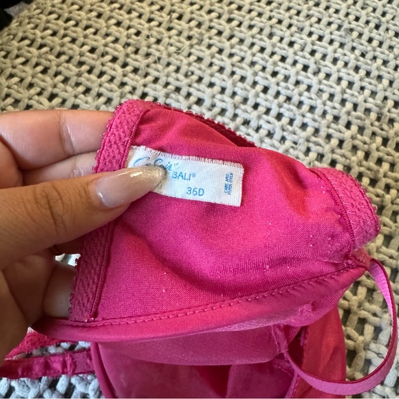 Pink bra - Picture 4 of 4